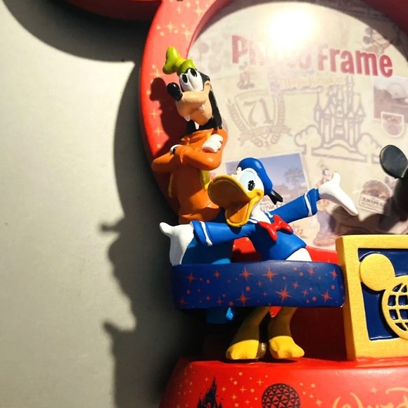 NEW Mickey and Friends WDW Photo Frame Collage NWT - Picture 10 of 10